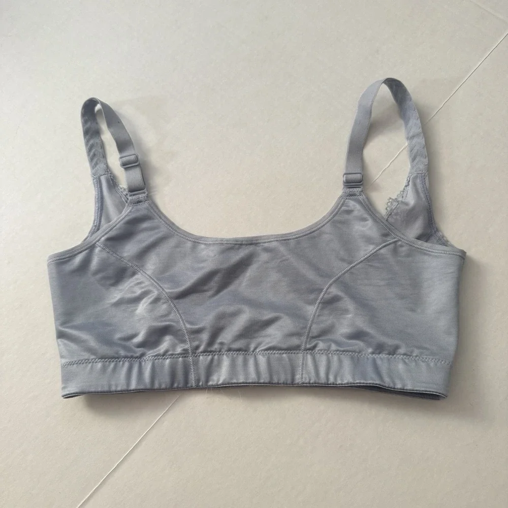 Triumph Sports Bra Shape Sensation 018 Corsage M023‎ Size Medium Light Blue Lace